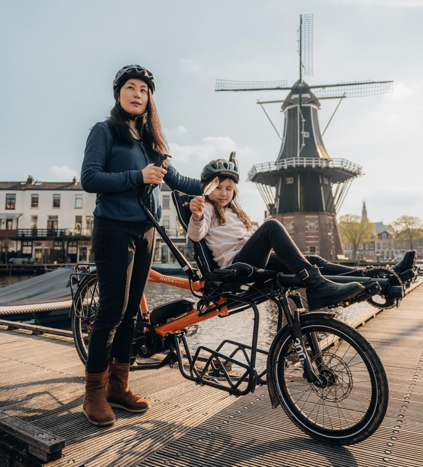 pino-vrouw-kind-molen-groot_versie.jpg